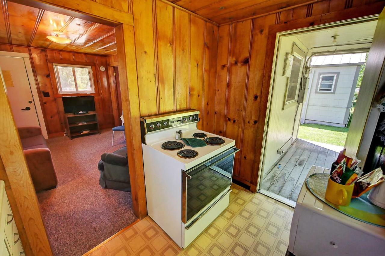 Idle A While Cabins Twisp Ngoại thất bức ảnh